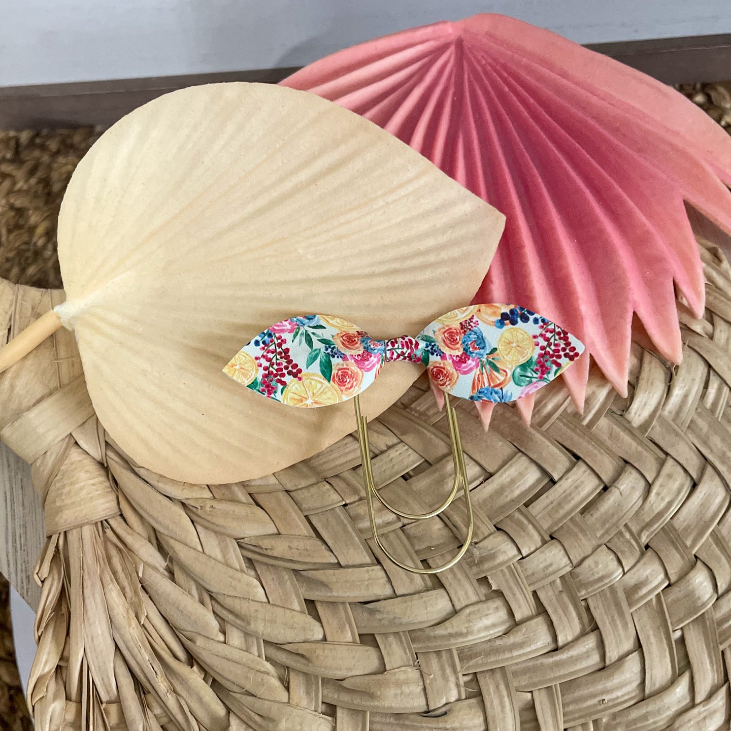 Top knot bow paperclip