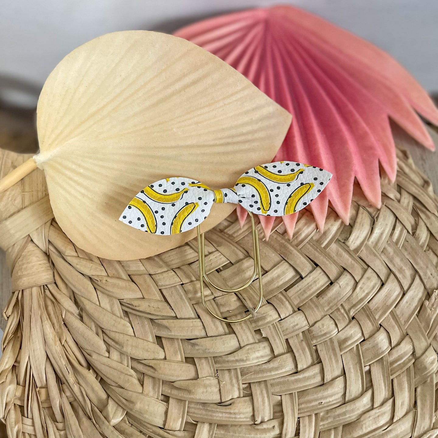 Top knot bow paperclip